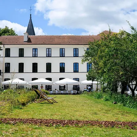 Domaine Reine Margot Paris - Mgallery Collection Hotel Issy-les-Moulineaux