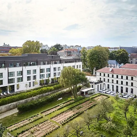 Domaine Reine Margot Paris - Mgallery Collection Hotel Issy-les-Moulineaux