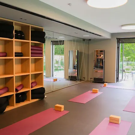 Domaine De La Reine Margot Paris-issy - Mgallery Collection Hotel 5*
