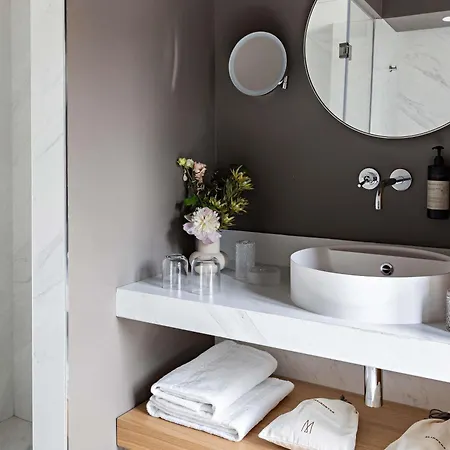 Domaine De La Reine Margot Paris-issy - Mgallery Collection Hotel 5*