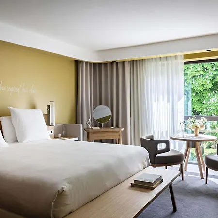 Domaine De La Reine Margot Paris-issy - Mgallery Collection Hotel 5*