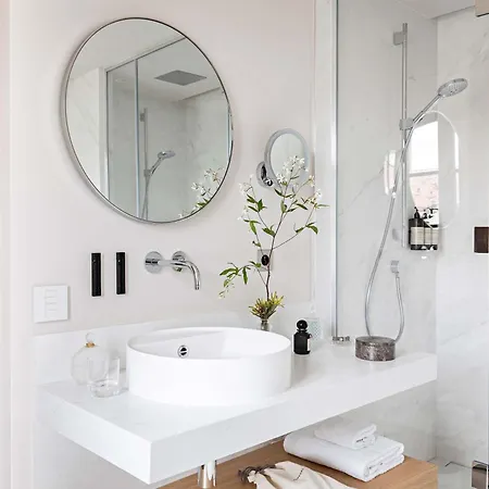 Domaine De La Reine Margot Paris-issy - Mgallery Collection Hotel 5*