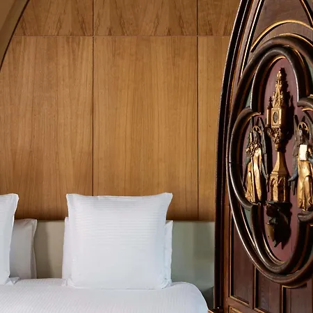 Domaine De La Reine Margot Paris-issy - Mgallery Collection Hotel